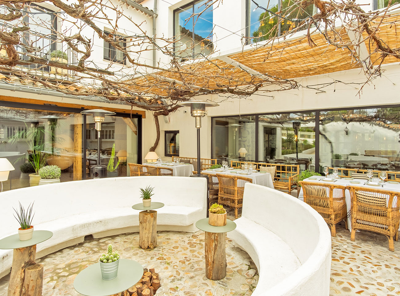 Zona Barra - El Jardín de La Máquina